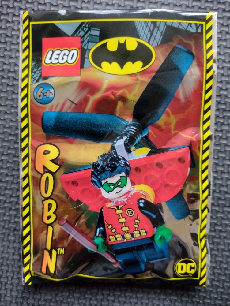 Lego Minifigure - Batman Series - Robin - Sealed Foil Pack Number 212221
