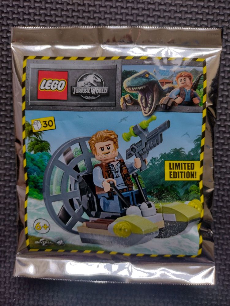 Lego - Jurassic World - Limited Edition Minifigure - Owen With Airboat Foil