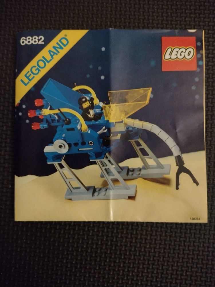 Vintage Lego From 1985 Walking Astro Grappler Lego  Classic Space Set 6882