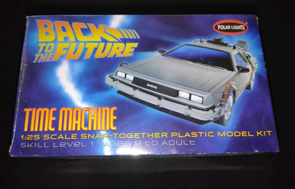 Polar Lights - Back To The Future - DeLorean Time Machine  - 1:25 Scale Model Kit & Light Kit Bundle