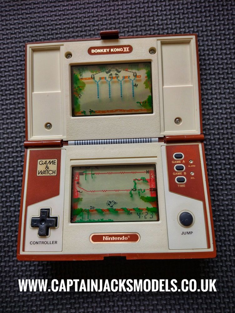Nintendo Game & Watch - Retro LCD Game - Multi Screen Donkey Kong 2