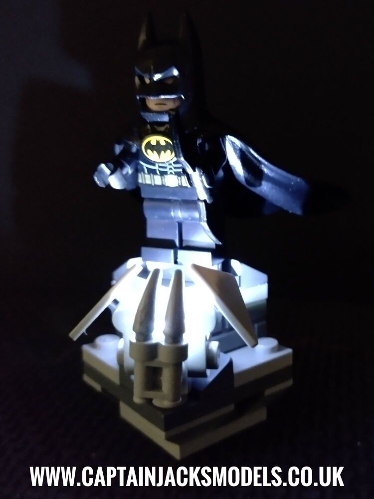 Light Up Lego Minifigure Illuminated Batman 1992 Set 30653