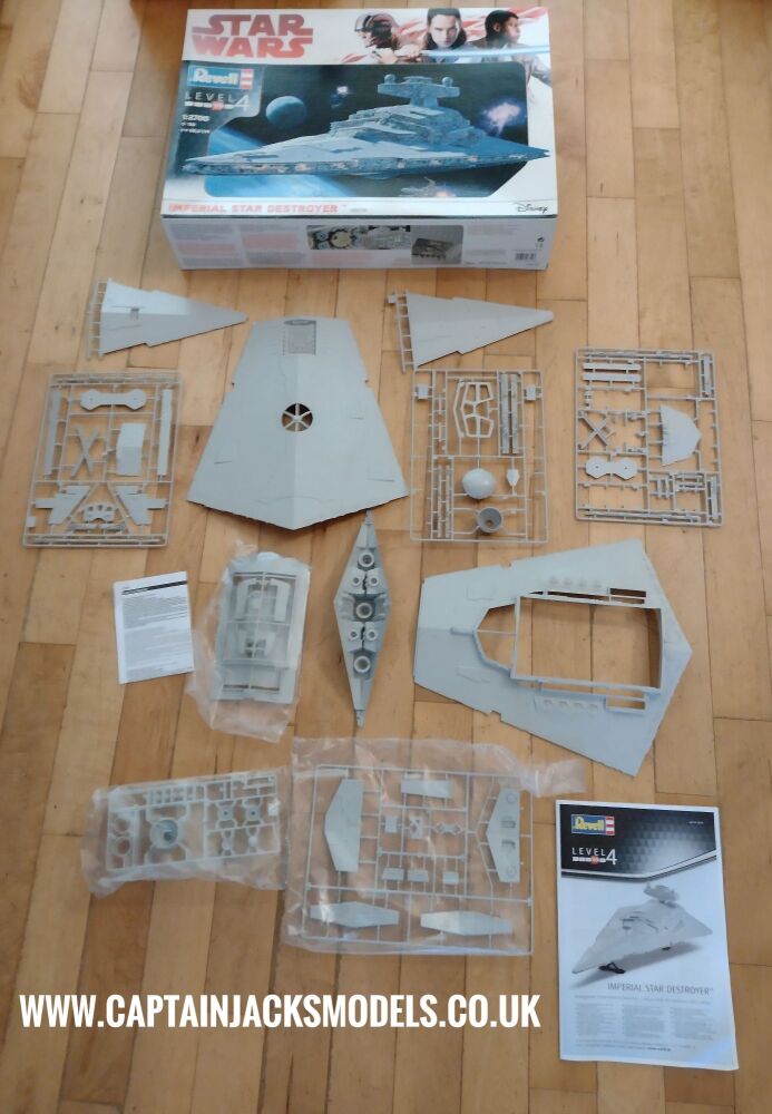 Revell Star Wars 1:2700 Imperial Star Destroyer Plastic Model Kit 06719