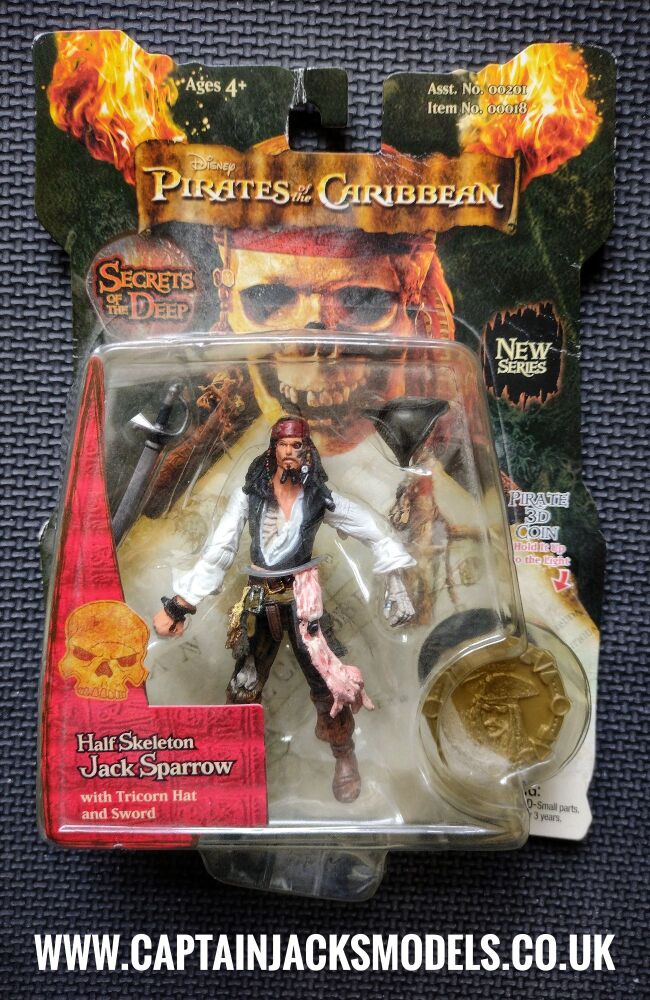 Zizzle - Collectors Figures - Pirates Of The Caribbean Secrets Of The Deep - Half Skeleton Jack Sparrow