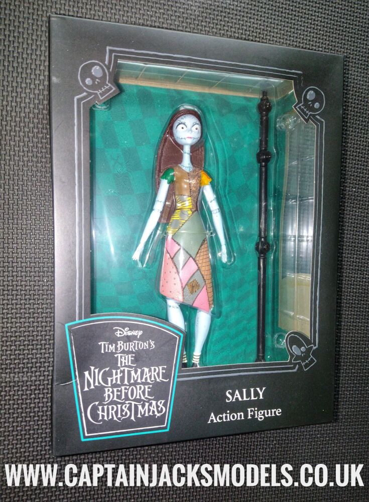 Tim Burtons The Nightmare Before Christmas - Diamond Select - Series 2 - Sally - Collectable Figure Set
