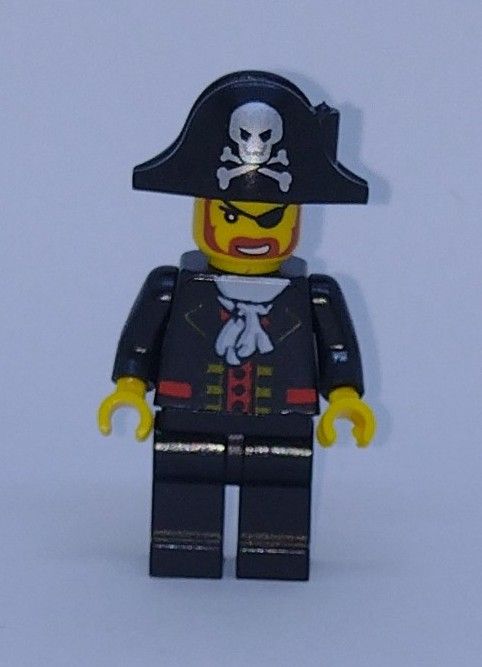 City General Character Custom Brick Minifigure Pirate Captain Black Hat Version