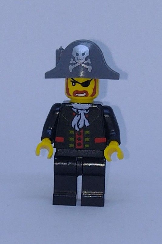 City General Character Custom Brick Minifigure Pirate Captain Grey Hat Vers