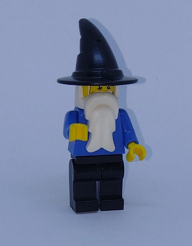 City General Character Custom Brick Minifigure Wizard Black Hat Version
