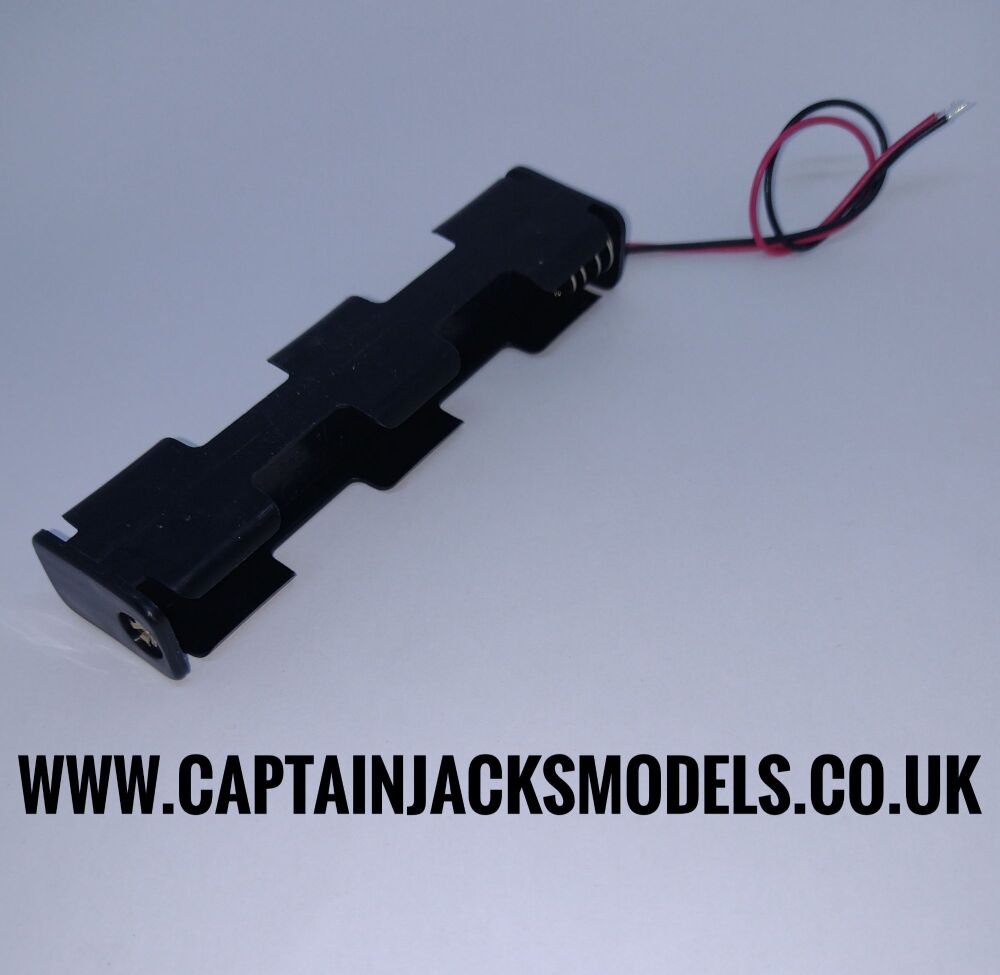 Battery Holder For 4 AA Batteries 2 + 2 Flat Shape With Wired Connection