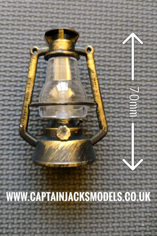 Functional Miniature Retro Kerosene Lamp Lantern
