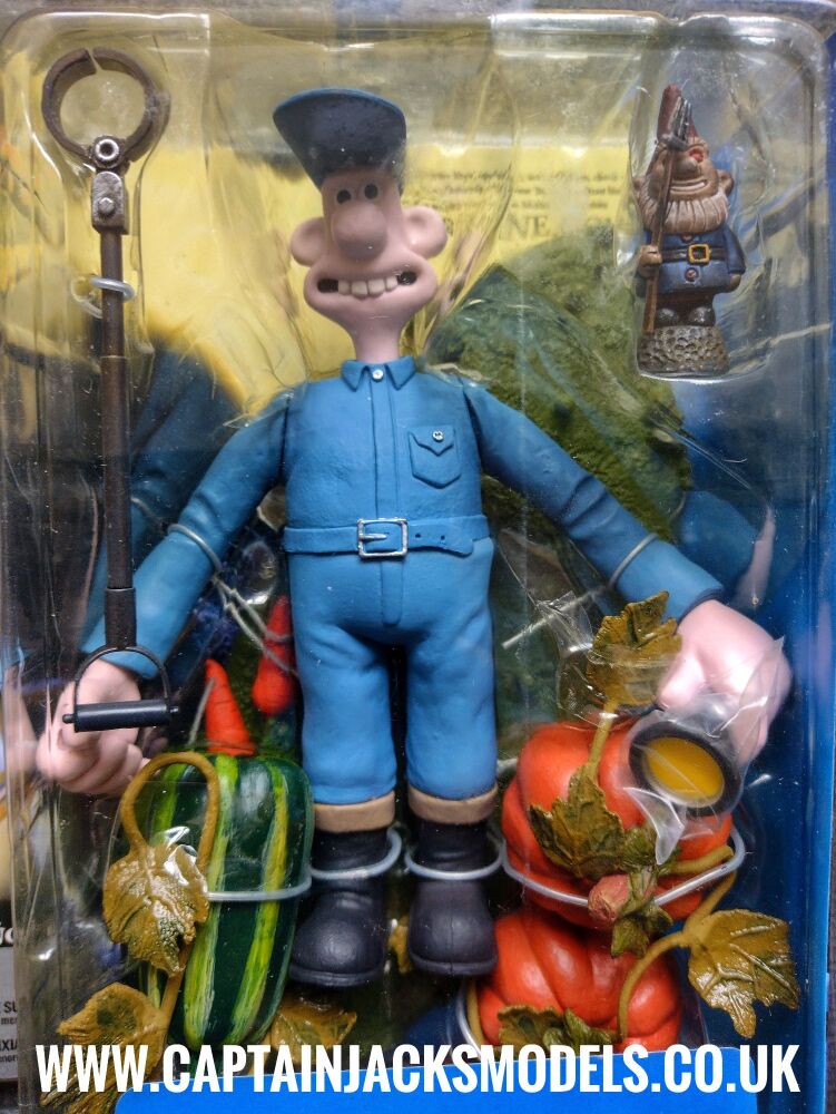 McFarlane Six Inch Action Figure Set - Wallace In Pest Control Uniform - Wallace & Gromit The Curse Of The Were Rabbit