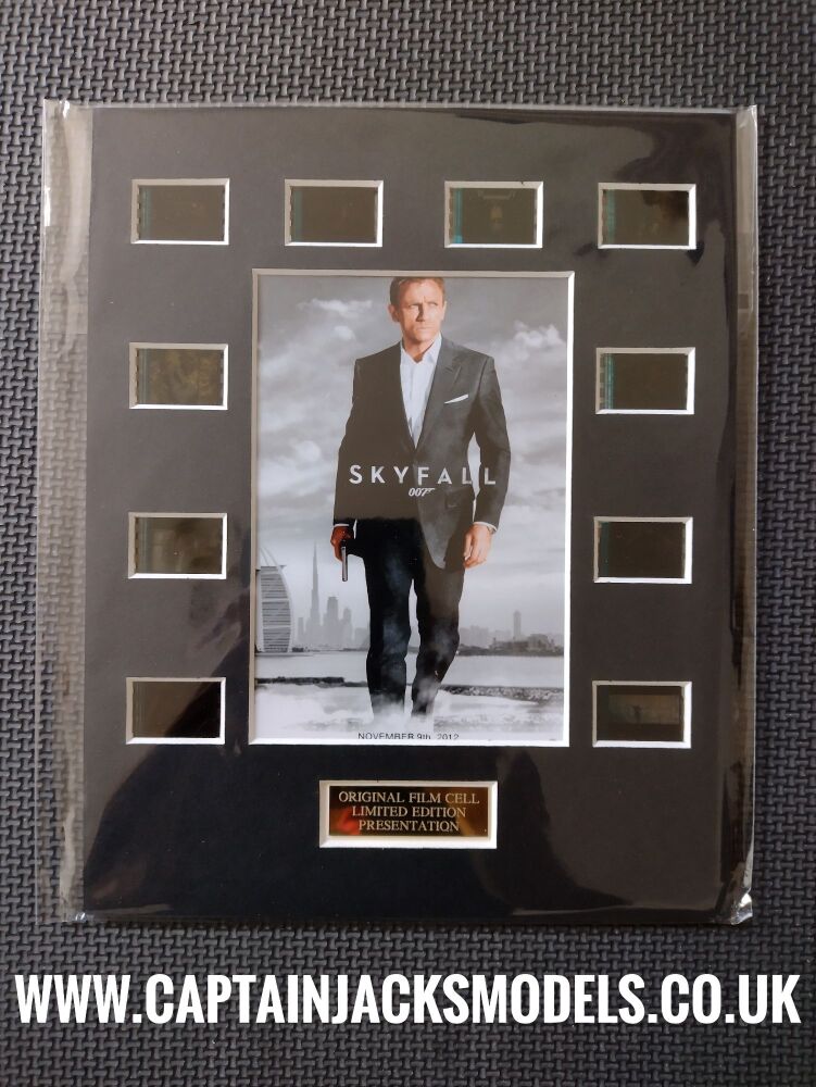 James Bond 007 Skyfall 10 Frame Mounted Film Cell Display