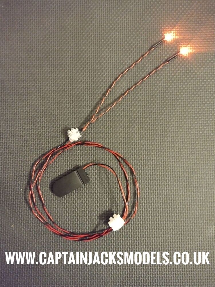 Cosplay Fancy Dress Costume ORANGE FLICKER EFFECT LED Eyes Prewired Light Kit