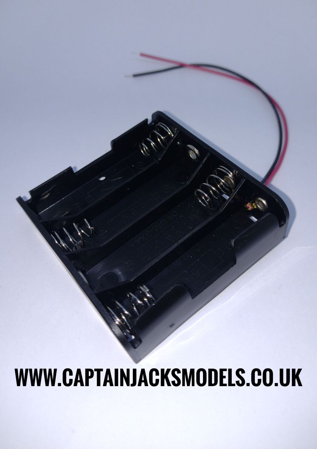 Battery Holder For 4 AA Batteries Flat  Shape With Wired Connection