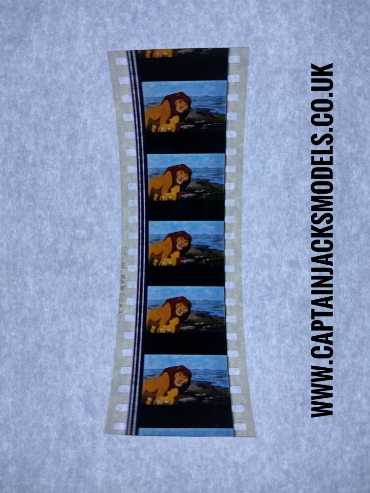 Genuine 35mm Screen Used Film Cells - Loose & Unmounted - The Lion King 1994 Movie - Ref B