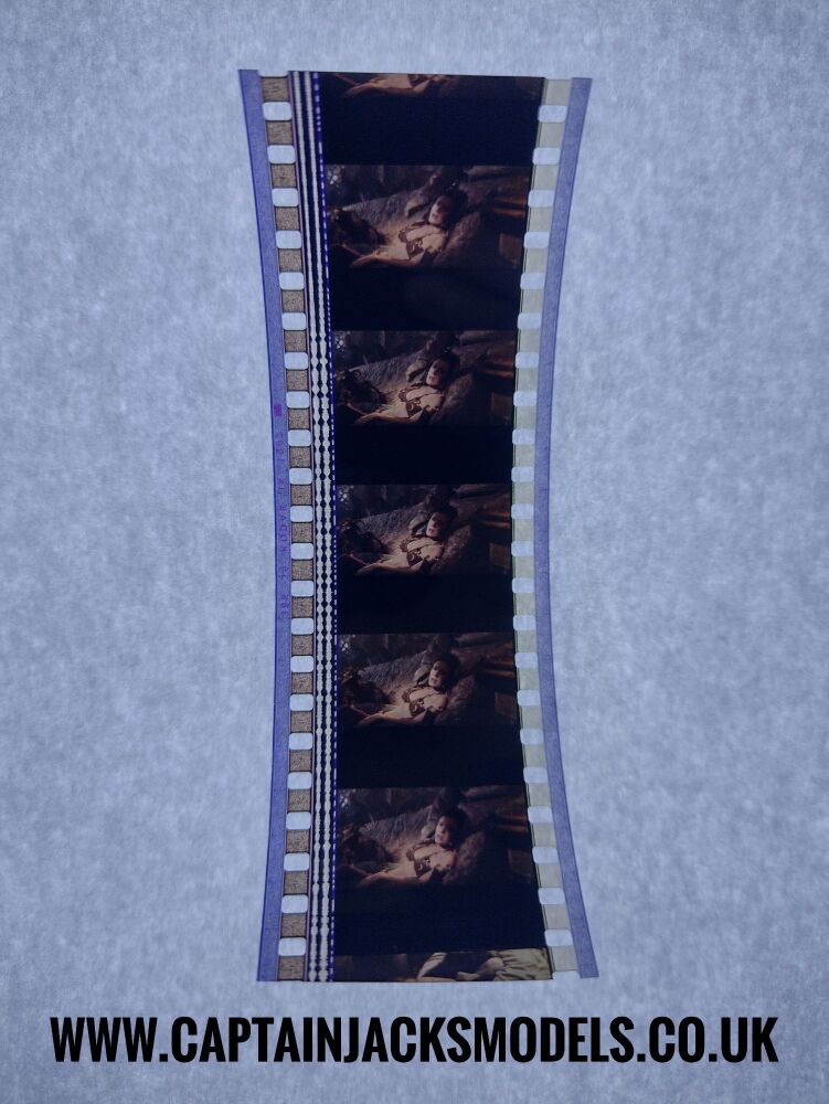 Genuine 35mm Screen Used Film Cells - Unmounted - Star Wars Episode VI Return Of The Jedi - Ref C