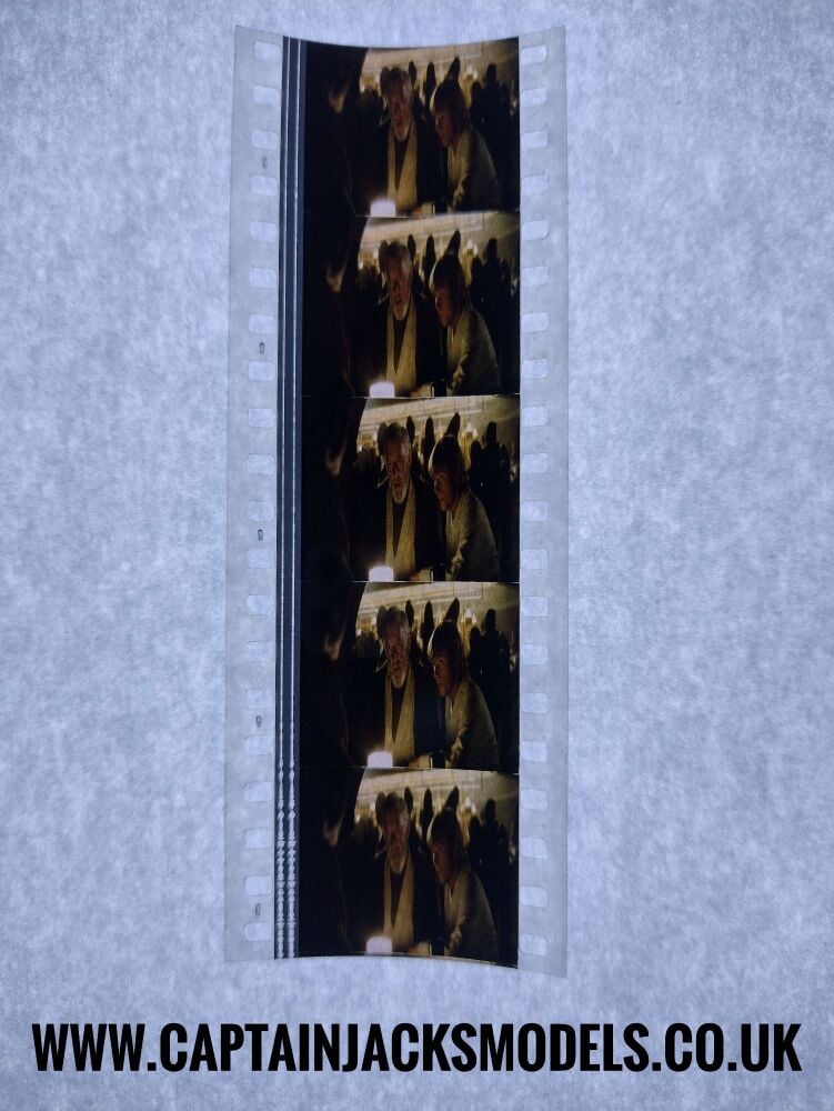 Genuine 35mm Screen Used Film Cells - Unmounted - Star Wars Episode IV A New Hope - Ref N