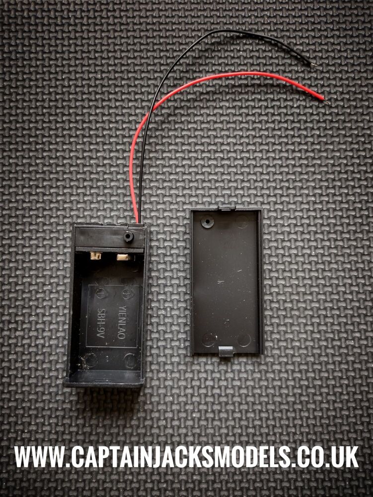 9v PP3 Battery Box With Built In Switch