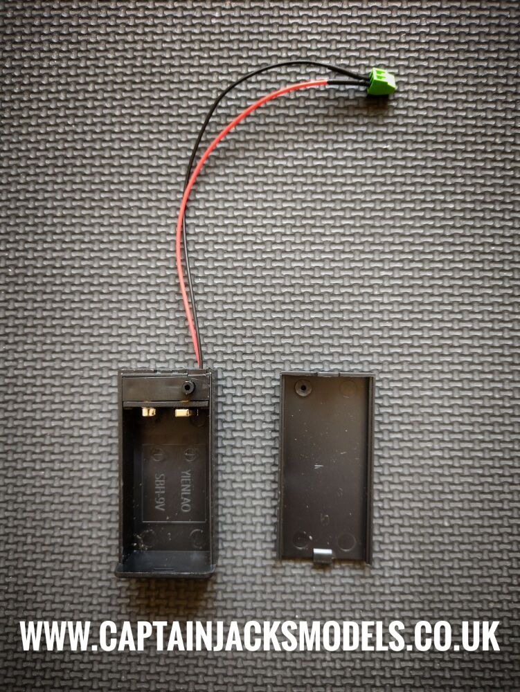 9v PP3 Battery Box With Built In Switch & Green Micro Screw Terminal Adaptor
