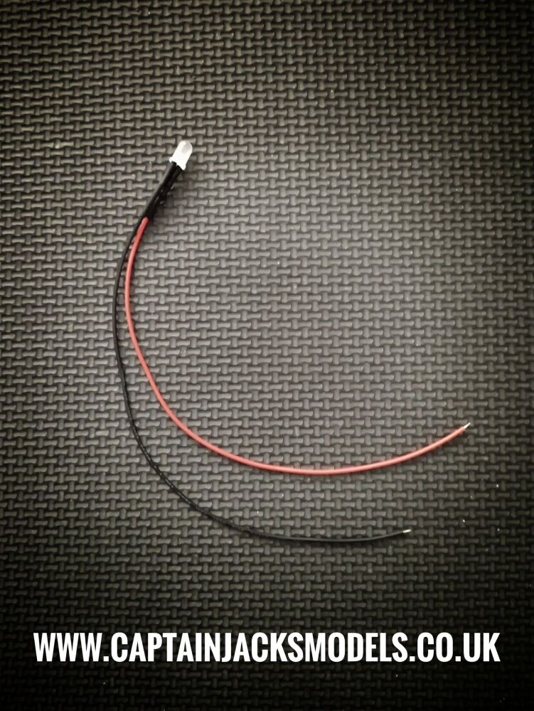 5mm Prewired Led DIFFUSED COOL WHITE 1mm Wires