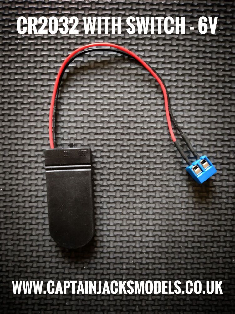 Double Cell CR2032 Battery Box With Built In Switch & LARGER Screw Terminal Connector (Blue) - 6v