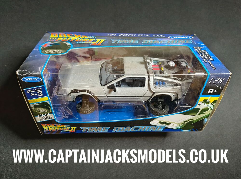 Back To The Future II Diecast DeLorean Time Machine 1:24 With Fly Mode By Welly