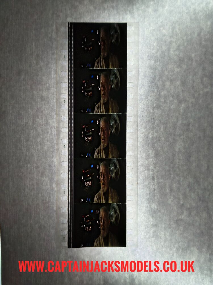 Genuine 35mm Screen Used Film Cells - Unmounted - Star Wars Episode IV A New Hope - Ref Q
