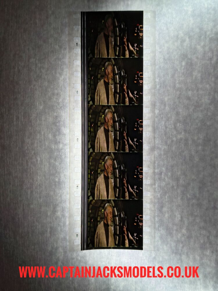 Genuine 35mm Screen Used Film Cells - Unmounted - Star Wars Episode IV A New Hope - Ref W