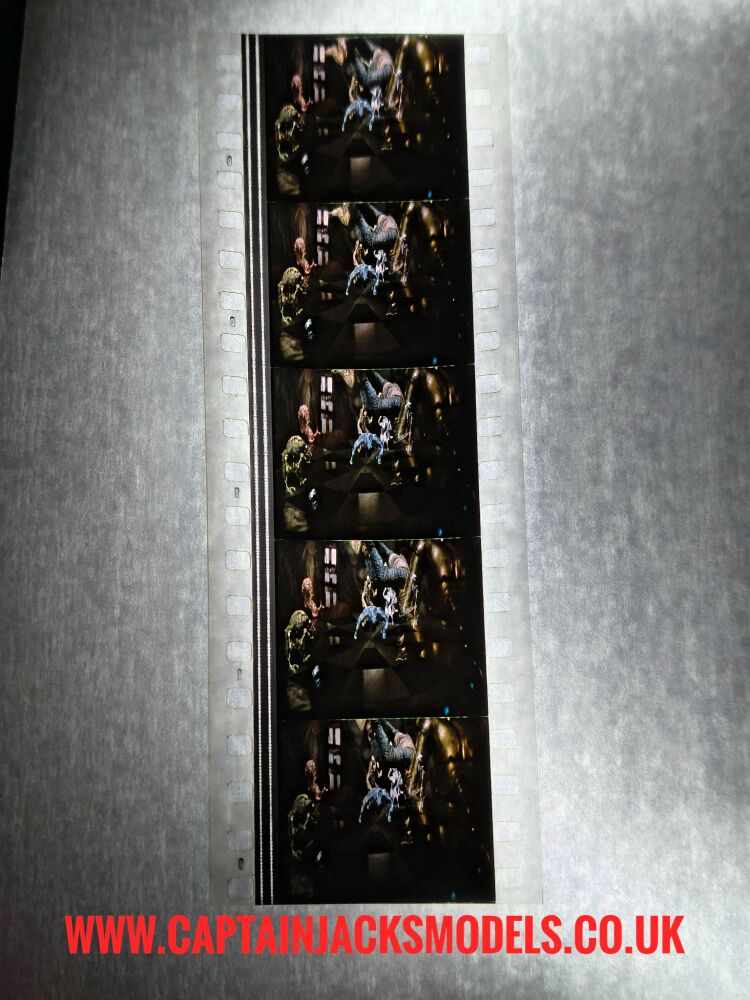 Genuine 35mm Screen Used Film Cells - Unmounted - Star Wars Episode IV A New Hope - Ref H2
