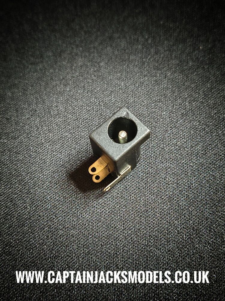 Sega Mega Drive Games Console Replacement Barrel Pin Female Socket For Power Lead