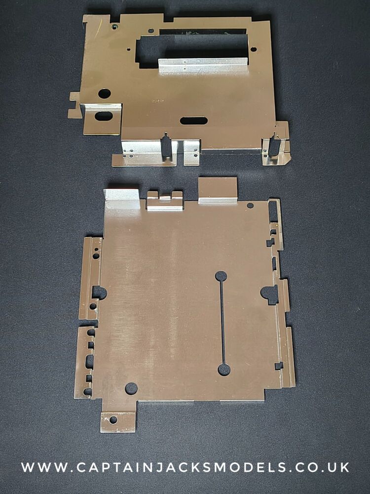 Sega Mega Drive Games Console Replacement Upper & Lower Heat Shields