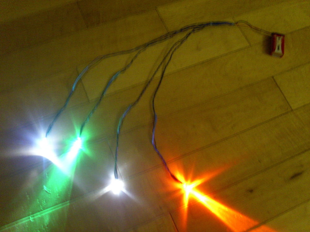 5mm Flashing Navigation Light Set (Red & Green Flash)