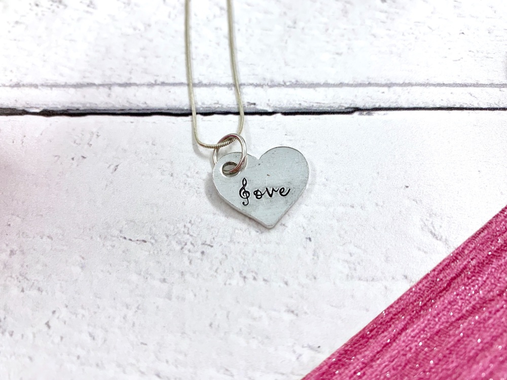 Music love necklace