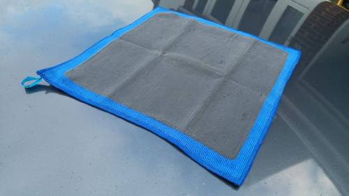 What is the advantage of Magic clay towel/mitt/pad than a traditional clay  bar?
