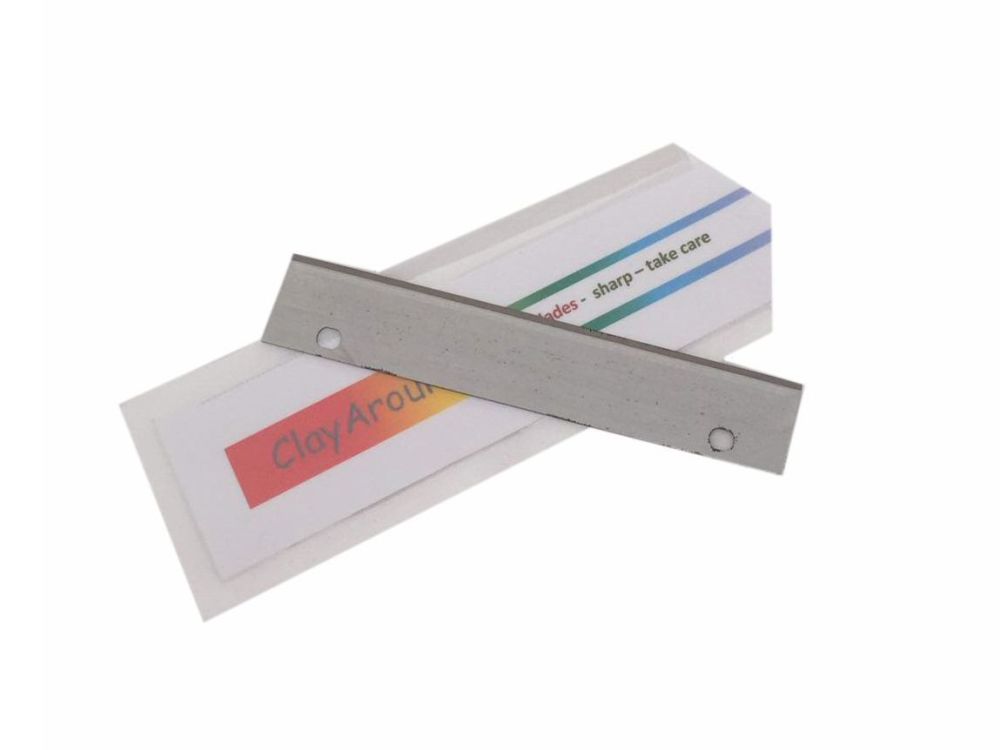 Rigid slicer blade