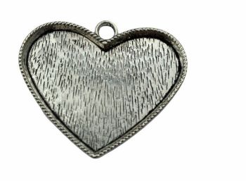 silver style large heart bezel tray - A15