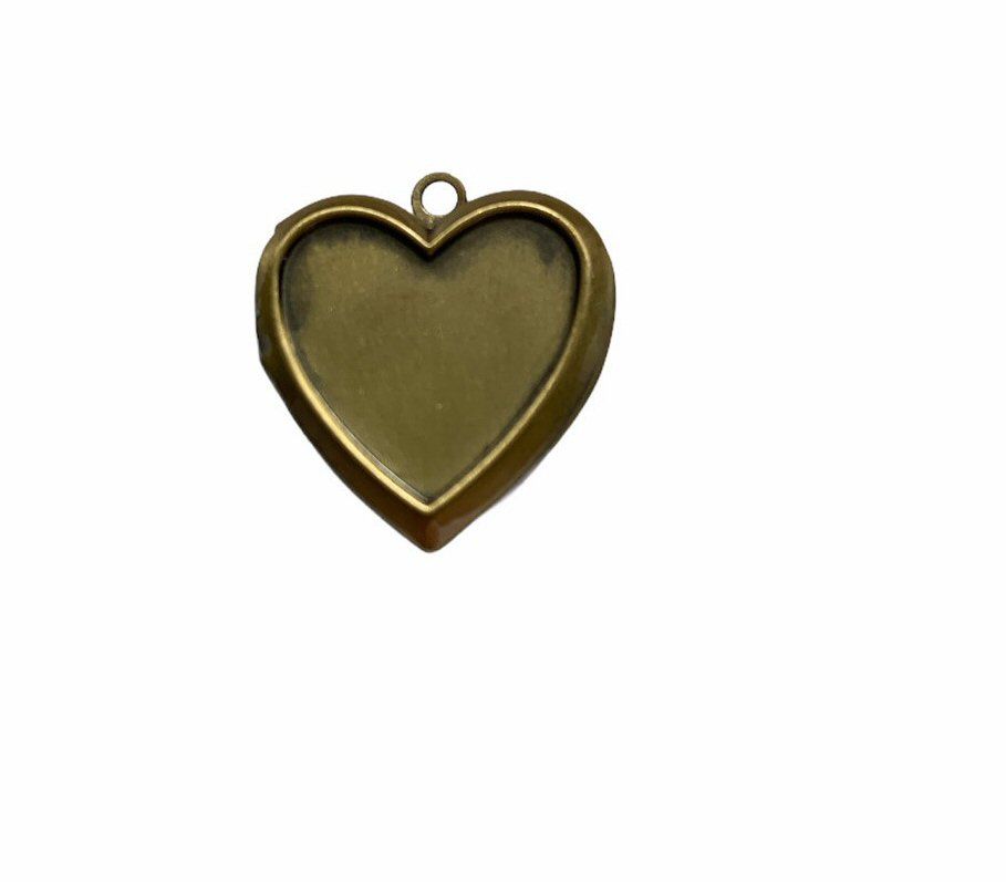 Brtonze style heart locket tray - A11