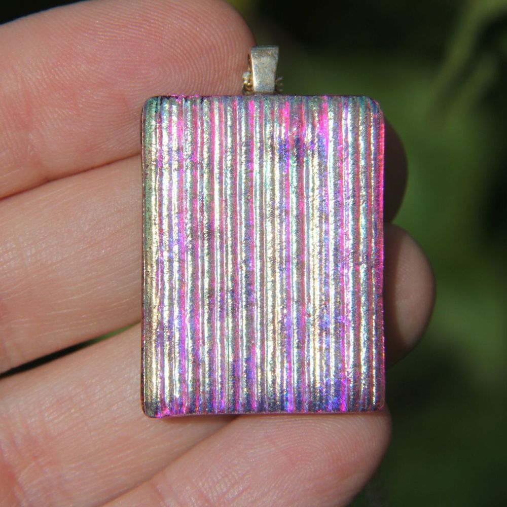 Striped textured dichroic glass pendant