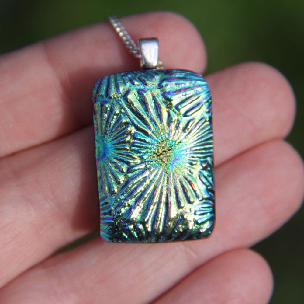 Green dichroic texured flower pendant 