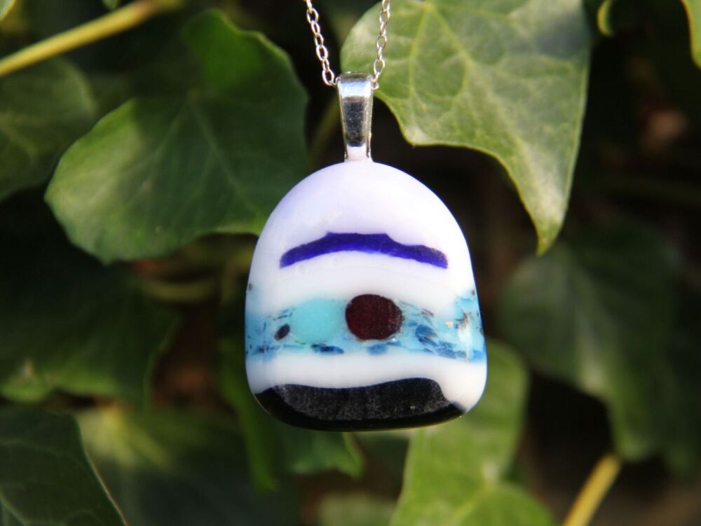 White, blur purple pattern bar slice pendant