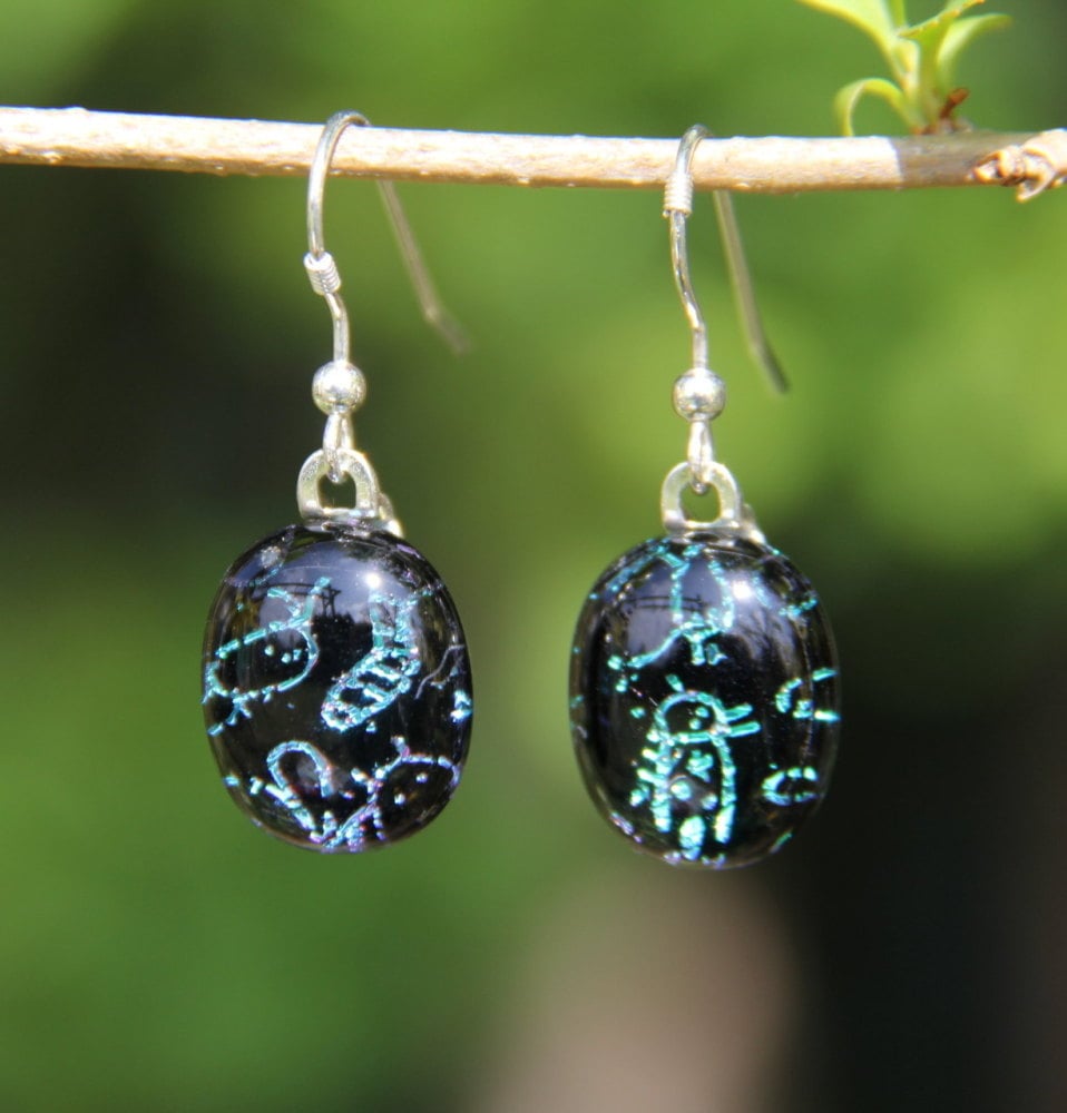 Bug design dangly earrings