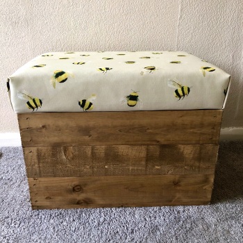 Vintage Style Apple Crate Storage Seat- Taupe Bee