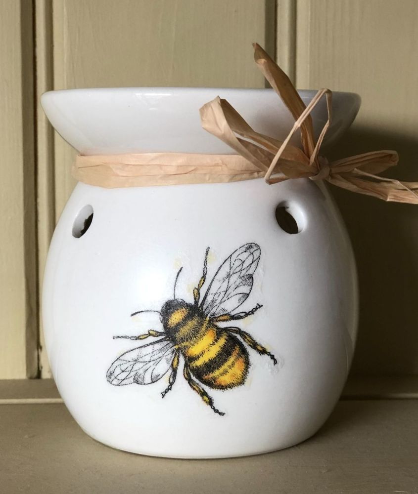 Wax Melt and Oil Burner - Bee