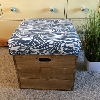 Vintage Cube Crate Seat - Surf- Navy