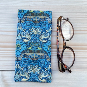 Handmade William Morris Snap Close Glasses Case