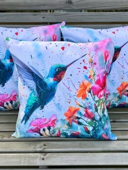 Garden Cushion - Hummingbird