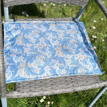 Travel Sit Mat - William Morris - Leicester
