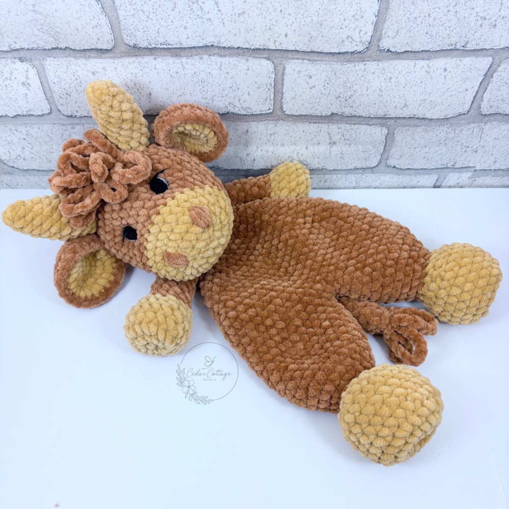 Highland Cow Snuggler Digital Crochet Pattern