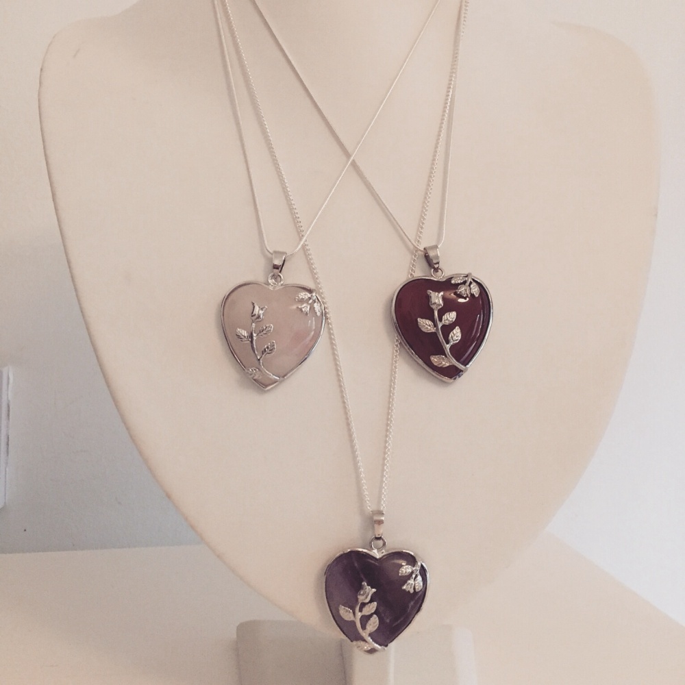 Amethyst Decorative Heart Necklace on chain