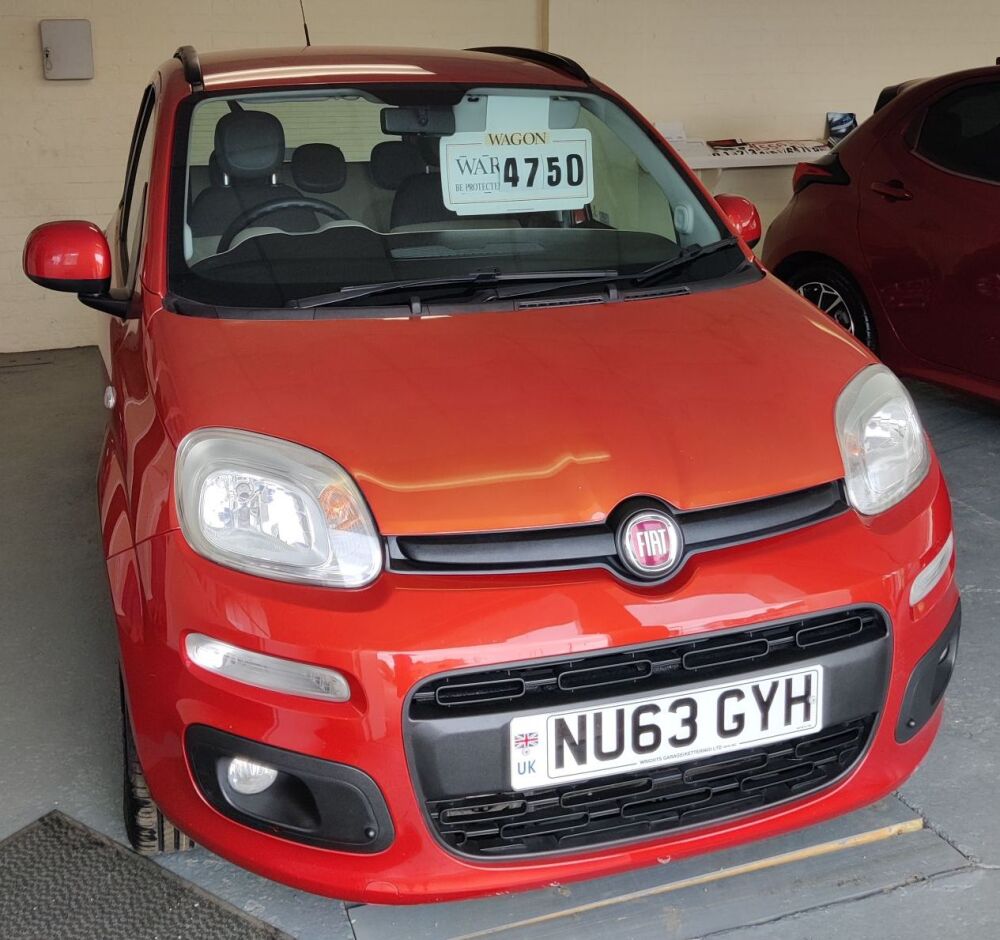 2014 Panda Lounge Twinair S-A 2 Red  Owners 71,000 Miles Automatic